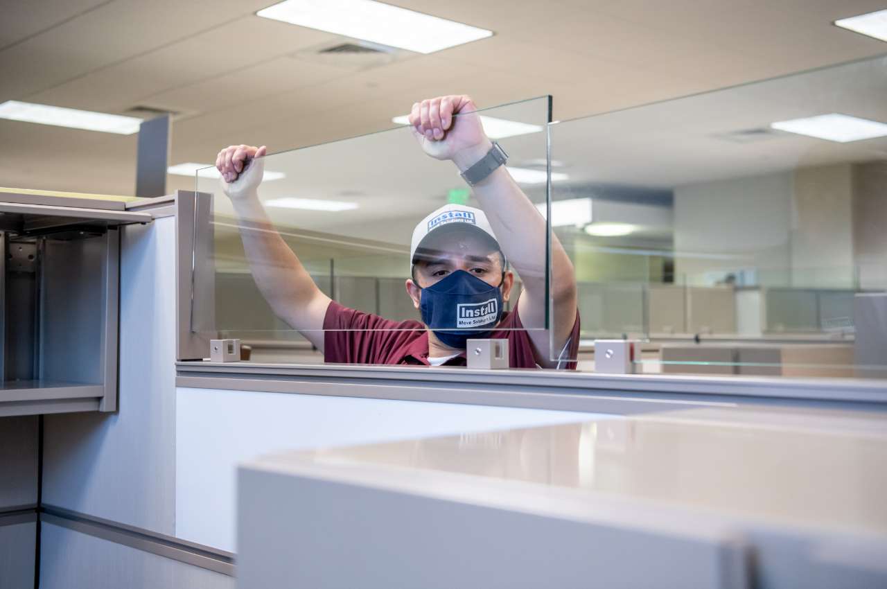 The Right Office Moving Checklist: Your Complete Guide to a Stress-Free Business Relocation