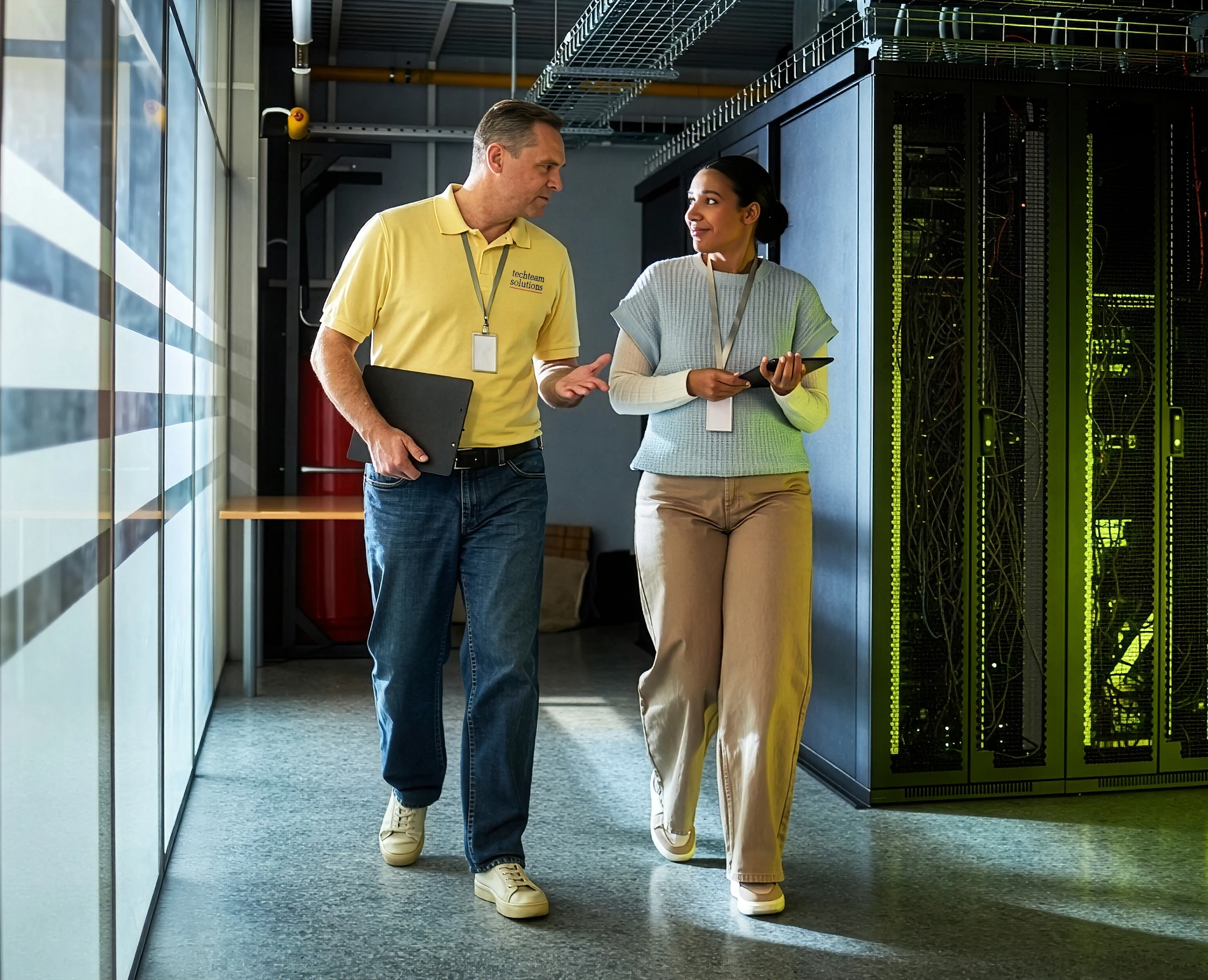 The Data Center Provisioning Cycle: How Move Solutions Powers Mission-Critical Deployment