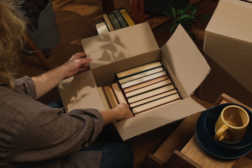 The Ultimate Guide on How to Pack Books for Moving | Move Solutions